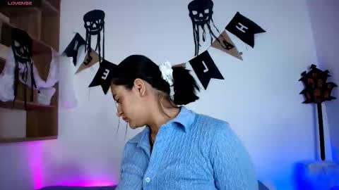 Snapshot of victoriablack_ chatting on October 11, 11:53 am Victoria online show from October 11, 11:53 am