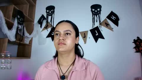 Snapshot of victoriablack_ chatting on October 16, 11:00 am Victoria online show from October 16, 11:00 am