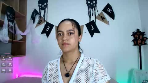 Snapshot of victoriablack_ chatting on October 27, 10:52 am Victoria online show from October 27, 10:52 am