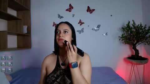 Snapshot of victoriablack_ chatting on November 1, 7:27 pm Victoria online show from November 1, 7:27 pm