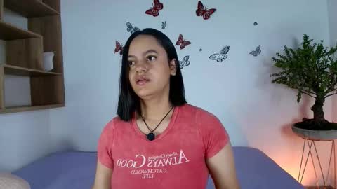 Snapshot of victoriablack_ chatting on November 7, 10:59 am Victoria online show from November 7, 10:59 am