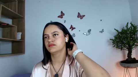 Snapshot of victoriablack_ chatting on November 11, 10:59 am Victoria online show from November 11, 10:59 am