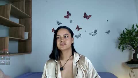 Snapshot of victoriablack_ chatting on November 14, 11:20 am Victoria online show from November 14, 11:20 am