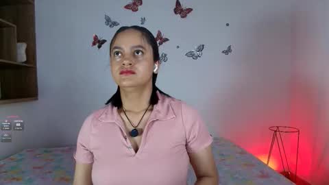 Snapshot of victoriablack_ chatting on November 18, 11:03 am Victoria online show from November 18, 11:03 am