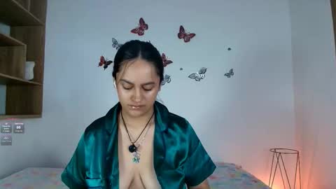 Snapshot of victoriablack_ chatting on November 27, 10:50 am Victoria online show from November 27, 10:50 am