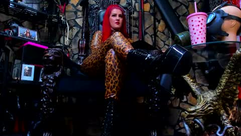 Victoria Heller online show from March 11, 7:26 am