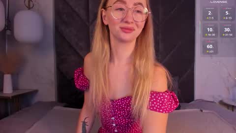 Victoria online show from November 20, 6:02 am