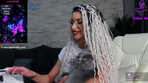 Victoria online show from December 14, 4:34 am