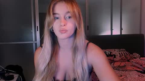 Eva and Victor online show from October 23, 12:04 pm