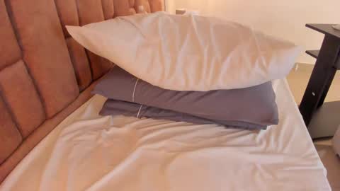 Victoria  online show from March 8, 4:50 pm