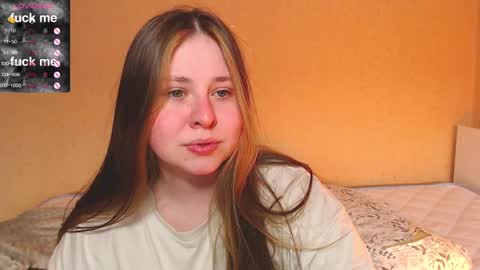 Snapshot of victoriassecrets_ chatting on February 20, 2:51 am victoriassecrets_ online show from February 20, 2:51 am