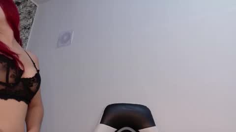 Victoria online show from November 15, 7:10 pm