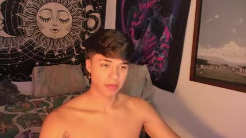 Victorino Jhonson online show from December 6, 3:22 pm