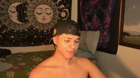 Victorino Jhonson online show from December 29, 11:18 pm