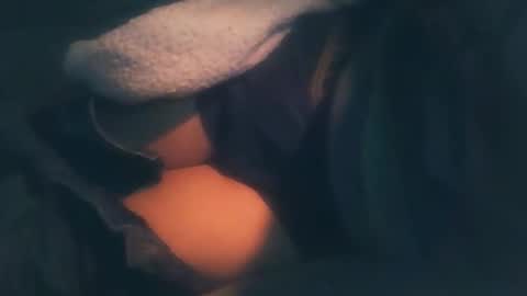 vicvictoree online show from November 30, 4:05 am