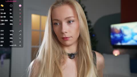 vika54784 online show from January 4, 5:05 pm