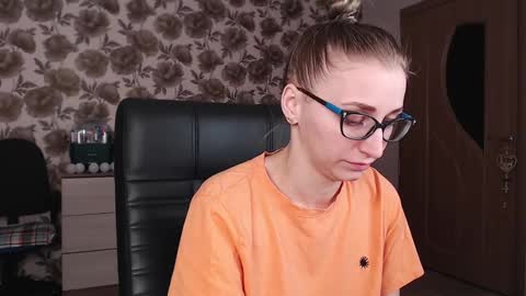 Vika online show from December 13, 7:10 pm