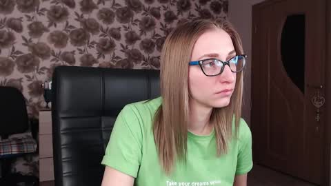 Vika online show from December 17, 8:43 pm