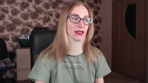 Vika online show from February 13, 8:24 pm