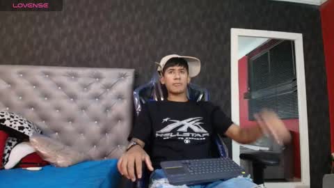 V I N A C K online show from November 26, 3:07 am