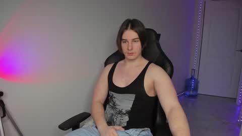 Vincent Strong online show from December 14, 7:29 am