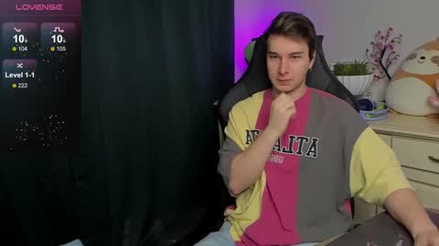 Vincent Strong online show from September 20, 8:15 am