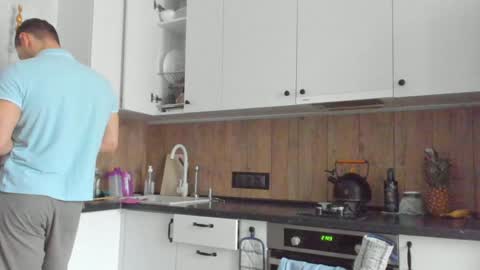 Vincent.  uncut 18cm online show from January 29, 9:12 am