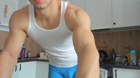 Vincent.  uncut 18cm online show from February 2, 9:40 am