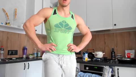 Vincent.  uncut 18cm online show from March 6, 7:25 am