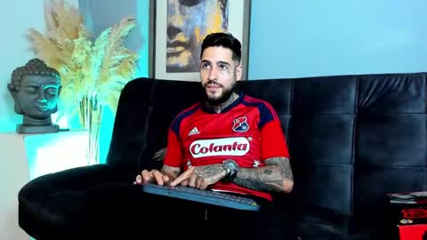 Vincent Sartori online show from November 19, 9:15 pm