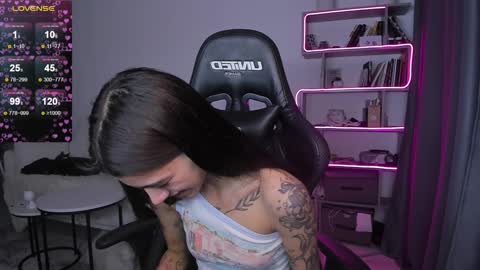 vinkitinkii online show from January 2, 10:05 am