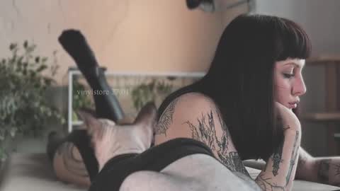 Diva Silvia online show from January 27, 8:07 am