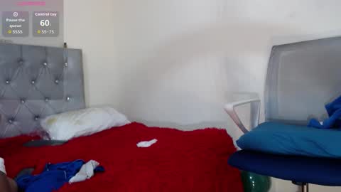 Snapshot of vinzent_lafed_ chatting on September 24, 7:01 am vinzent_lafed_ online show from September 24, 7:01 am