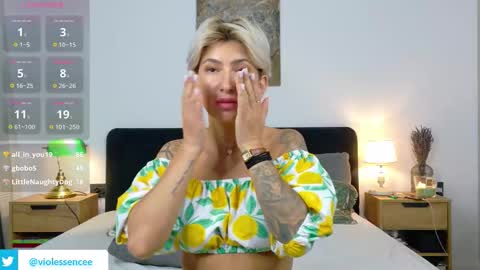 viofemme online show from September 18, 6:32 pm