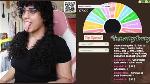 Snapshot of violentlycurly chatting on March 1, 11:15 pm Curly the Coin Operated Toy online show from March 1, 11:15 pm