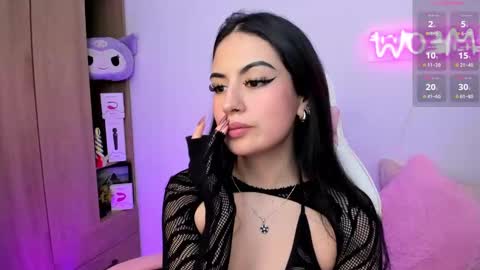 Snapshot of violet_catt chatting on December 2, 8:22 pm Violeta online show from December 2, 8:22 pm