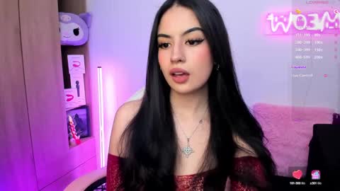 Snapshot of violet_catt chatting on January 14, 5:34 pm Violeta online show from January 14, 5:34 pm