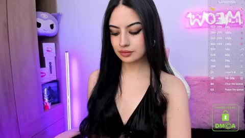 Snapshot of violet_catt chatting on January 31, 5:10 pm Violeta online show from January 31, 5:10 pm