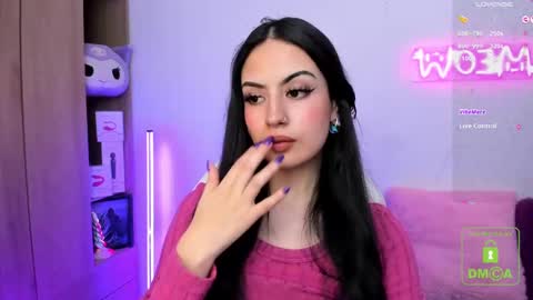 Snapshot of violet_catt chatting on February 4, 9:41 pm Violeta online show from February 4, 9:41 pm