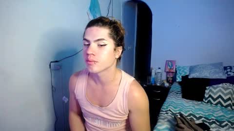 violet_hyuga online show from November 9, 3:16 am