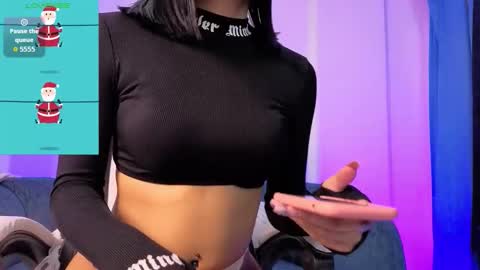 Snapshot of violet_jhonson chatting on November 24, 1:00 pm violet_jhonson online show from November 24, 1:00 pm