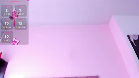 violet online show from October 29, 1:13 pm