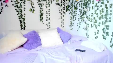 Snapshot of violeta_milleer chatting on February 6, 5:30 pm Violeta online show from February 6, 5:30 pm