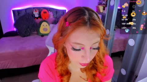 Violeta  Help me reach 150 thumbs up    online show from December 21, 8:32 pm