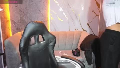 Snapshot of violeth_b chatting on October 21, 12:50 pm violeth_b online show from October 21, 12:50 pm