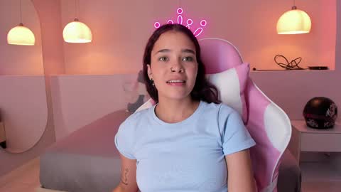 Violeth Hill online show from January 12, 3:17 am