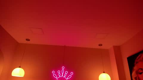 Violeth Hill online show from January 12, 8:03 pm