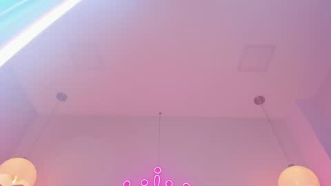 Violeth Hill online show from January 25, 8:21 pm