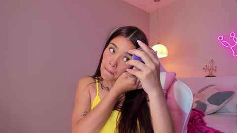 Violeth Hill online show from January 30, 2:38 am