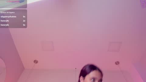 Violeth Hill online show from February 2, 8:35 am